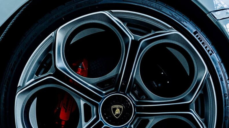 The rebirth of the Lamborghini Countach 02