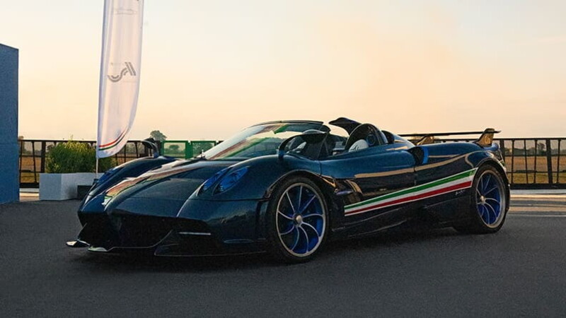 The Pagani Huayra celebrates 10 years with the Italian Arrows 02