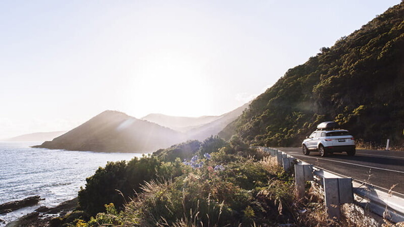 Coche y neumáticos: todo lo que debe revisar antes de viajar