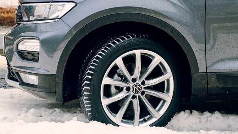 Al mal tiempo, buen neumático: Pirelli Winter 03