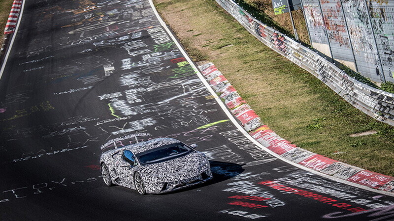 Pirelli segna con Lamborghini il nuovo record del Nürburgrind 01
