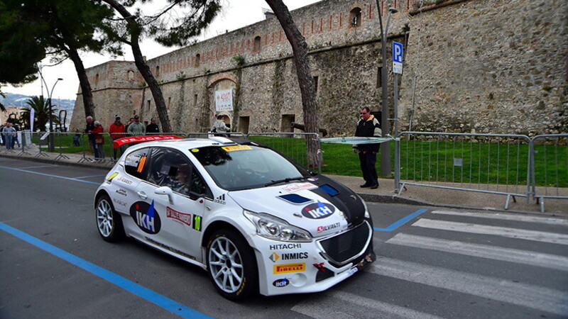 Peugeot 208 T16 R 5