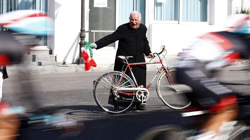 Scatti a due ruote 01