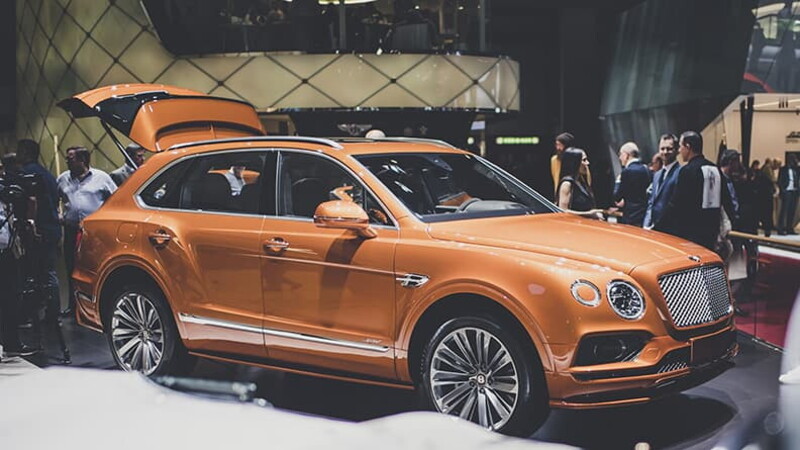 Guida veloce ai super SUV - Bentley Bentayga