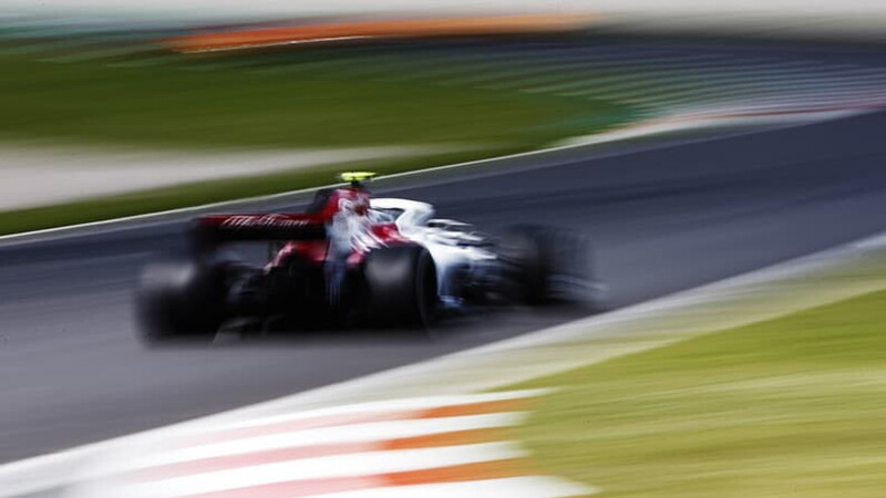 Inizia in Spagna la stagione calda della F1 01