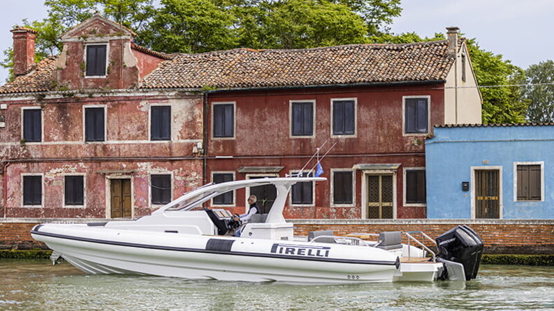 Pirelli 35, potenza e velocità sull'acqua 01