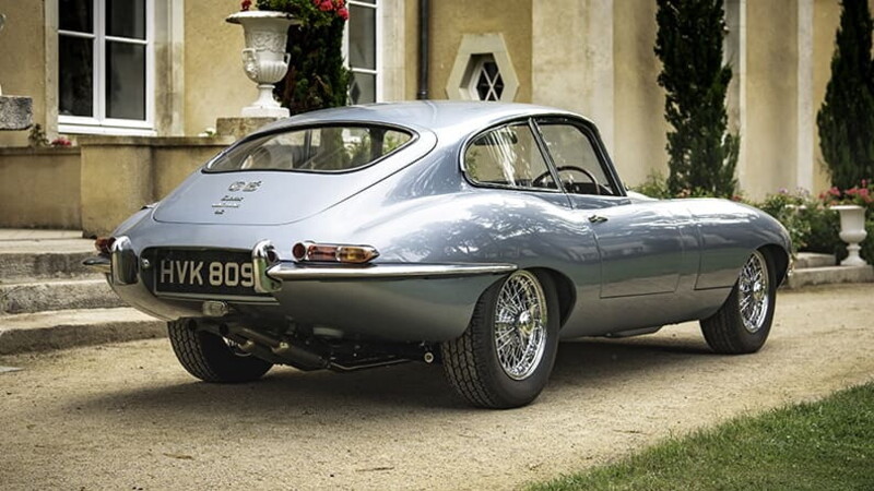 Jaguar E-type, un'icona che celebra 60 anni 02