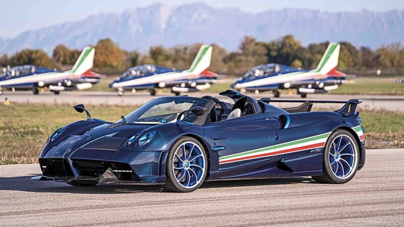 Pagani Huayra: 10 anni con le Frecce 01