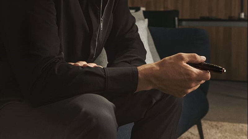 La storia di Pirelli incisa sulla penna Montblanc 03