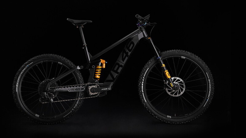VR46 E-MTB, la e-bike da enduro di VR46 gommata Pirelli