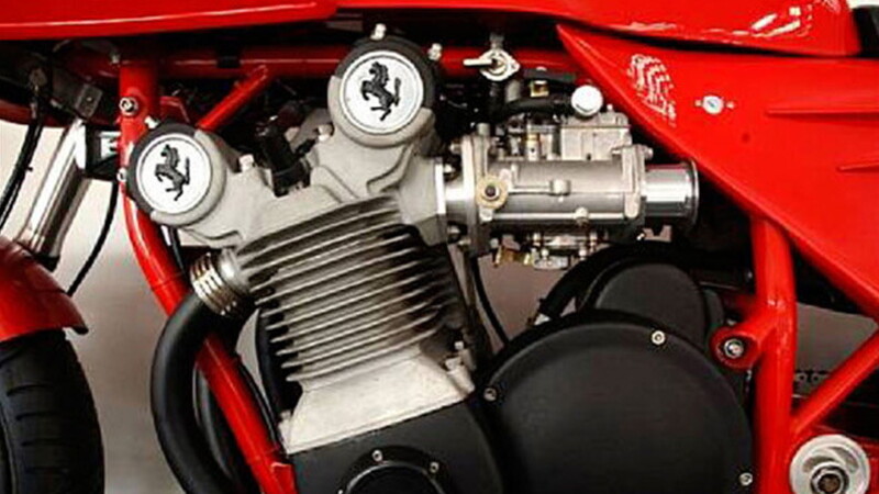 La moto targata Ferrari