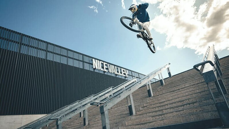 “Dove gli altri vedono muri, io immagino salti” 03