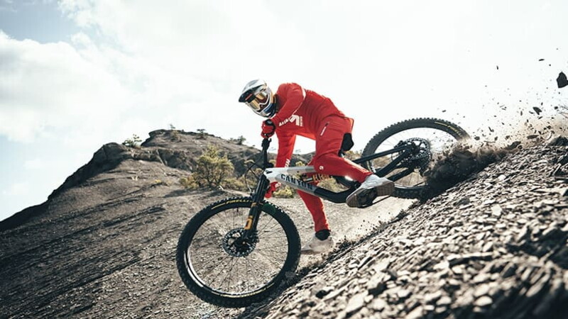 “Dove gli altri vedono muri, io immagino salti” 04