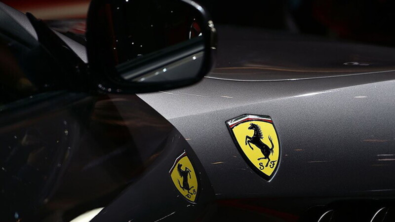 Chega ao Brasil em 2017, a Ferrari GTC4. O novo esportivo de luxo 02