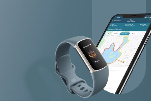 Fitbit Charge 5 har indbygget GPS, så du kan måle fx dine gå- eller løbeture.