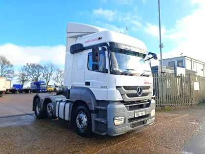 2013 Mercedes-Benz Trucks Axor Tractor unit img