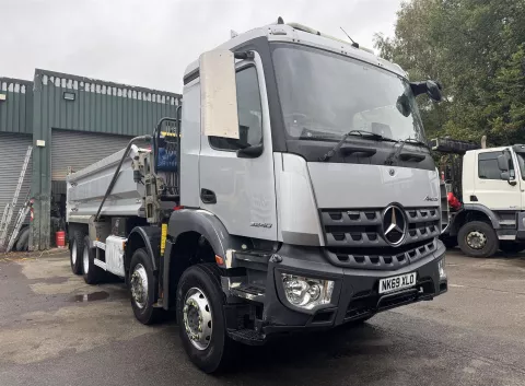 2020 Mercedes Arocs 3240 8x4 Grab Tipper img