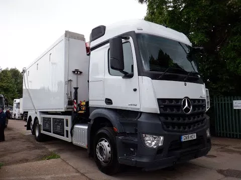 2019 Mercedes Arocs 2532 6x2 Tipper & Crane img