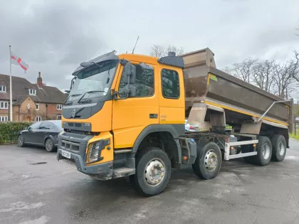 2018 (67) VOLVO FMX410 8X4 TIPPER img