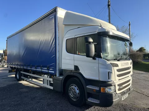 Scania P250 18 Tonne Curtainsider img