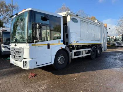 2017 MERCEDES ECONIC REFUSE COLLECTION TRUCK img