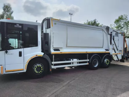 2018 MERCEDES ECONIC SPLIT BODY REFUSE TRUCK - FOR SALE img