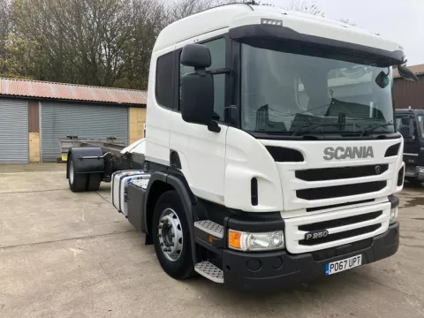 2017 Scania P-Series Chassis cab img