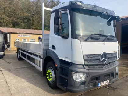 2016 Mercedes-Benz Trucks Antos Scaffolding img