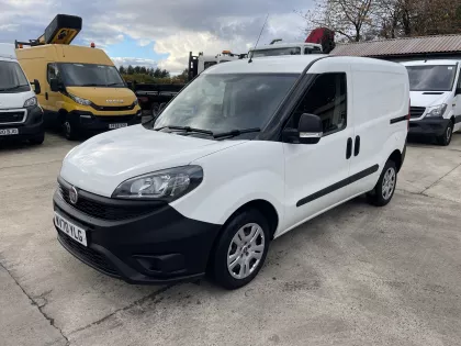 2020 Fiat Doblo img