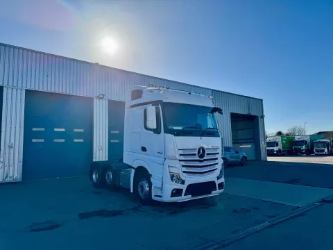New Mercedes-Benz Actros 2546 LS StreamSpace Flat Floor img