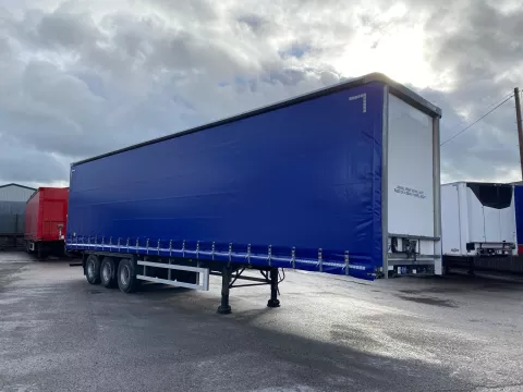 2020 Lawrence David 4.5m Tri Axle Curtainsiders img