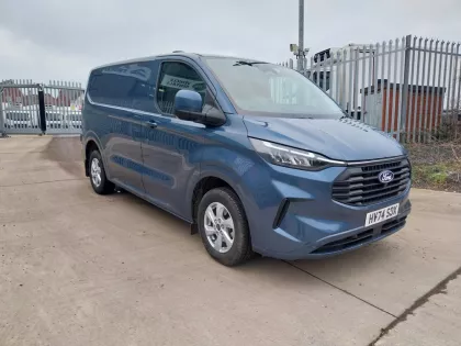 2024 (74) Ford Transit Custom 2.0 300 EcoBlue Limited L1 H1 Euro 6 (s s) 5d Panel Van img