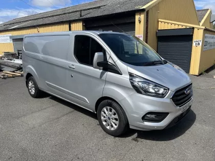 2020(20) Ford Transit 2.0 300 Eco Blue L2H1 Panel Van img