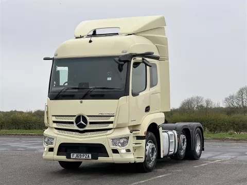 2019 - Mercedes Benz 2546 Actros 6x2 Tractor Unit - Large Choice Available img