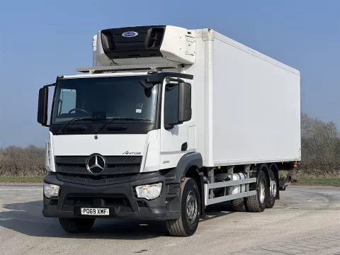 2019 - Mercedes Benz 2532 Antos 6x2 Refrigerated Truck img