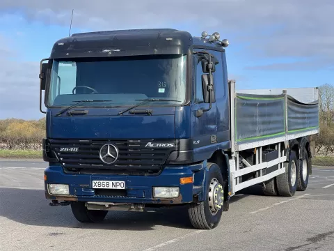 2001 - Mercedes Benz 2640 Actros 6x4 Dropside Body - MP1 Actros img