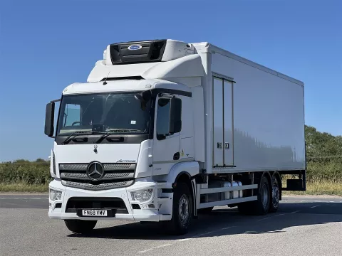 2018 - Mercedes Actros 2532 6x2 Refrigerated Truck - Choice of 2 img
