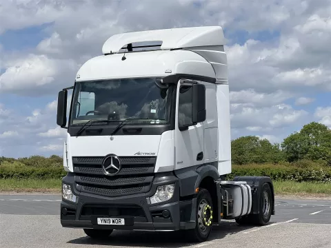 2019 - Mercedes Actros 1843 4x2 Tractor Unit - Excellent Condition img