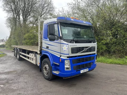 2006 Volvo FM9 Flatbed img