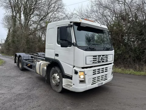 2003 Volvo FM Flatbed img