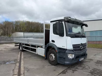2016 Mercedes-Benz Antos Dropside img