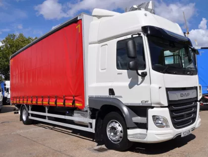 DAF CF 290 18 TON GVW CURTAINSIDER WITH T AWAY T LIFT - EURO 6 - R037 img