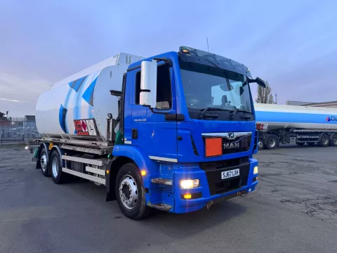 2017 MAN TGM26.340 20,000 litre FUEL TANKER img