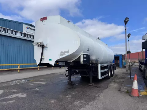 2003 Heil Urban Fuel Tanker img