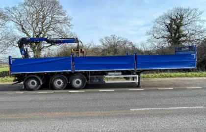 2015 SDC TRAILER img