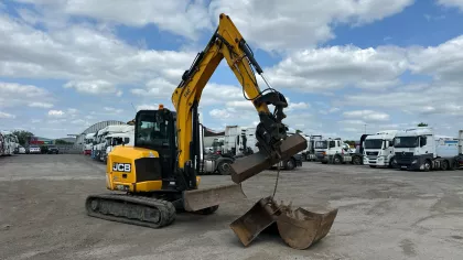JCB All Specialist Vehicles Midi Excavator img