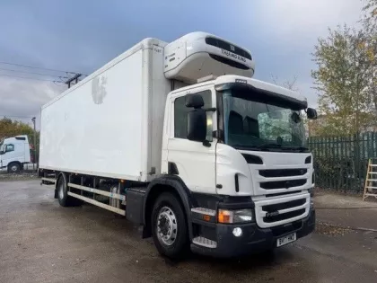 2017 (17) Scania P250 4x2 18T Fridge img