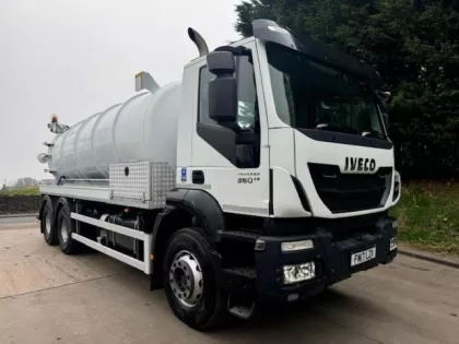2017 IVECO TRAKKER 360 EURO 6 Tanker img