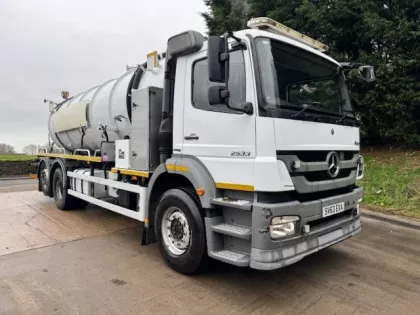 2013 MERCEDES AXOR 2533 Tanker img