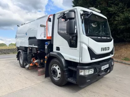 2019 IVECO EUROCARGO 150-220 EURO 6 15T Road Sweeper img
